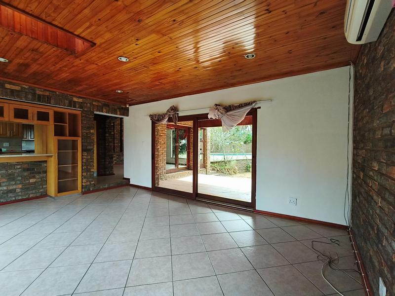 5 Bedroom Property for Sale in Oatlands North Eastern Cape